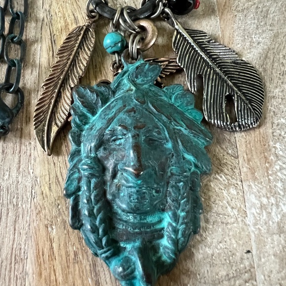 Protector charm - Picture 4 of 9